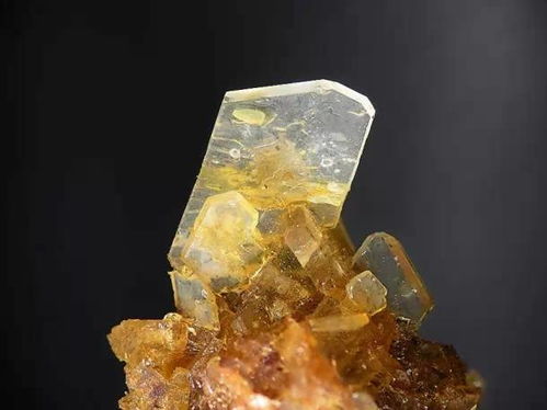 金屬礦石 大自然的藝術(shù)杰作與絢麗壁紙